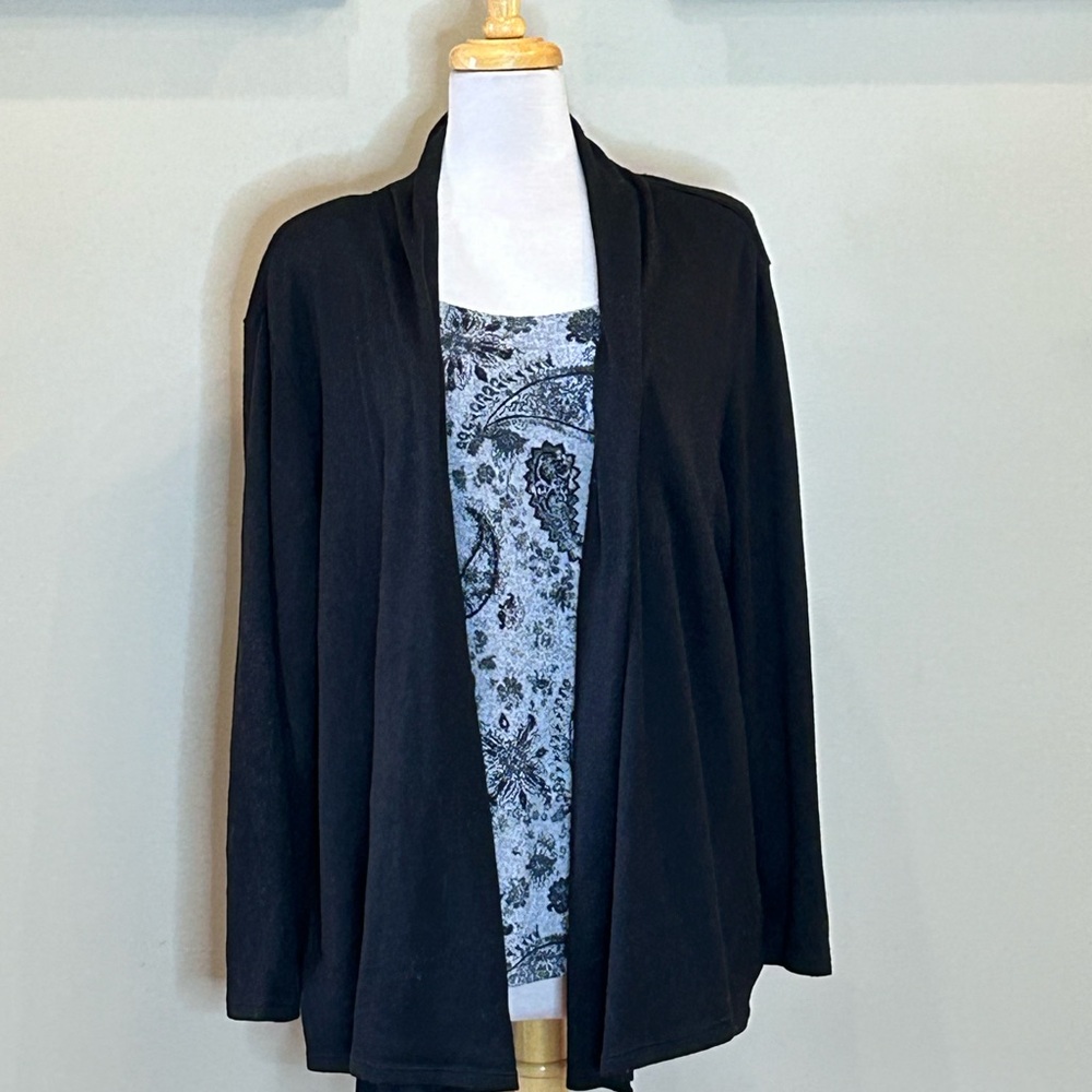 White Stag | Size 4 Black Cardigan & Floral Attached Inset